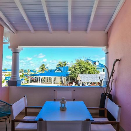 Stunning New Apartment With View Of Orient Bay Quarter of Orleans Buitenkant foto