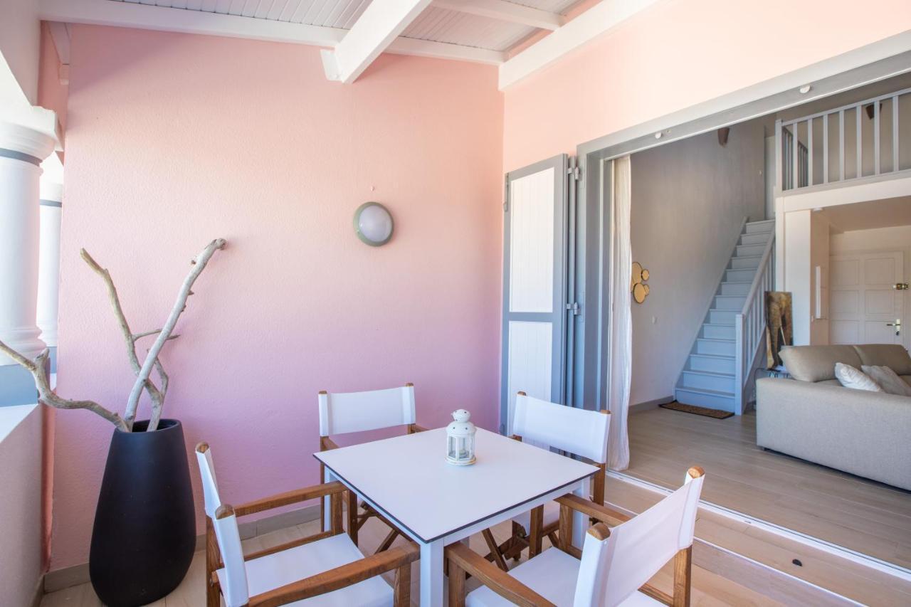Stunning New Apartment With View Of Orient Bay Quarter of Orleans Buitenkant foto