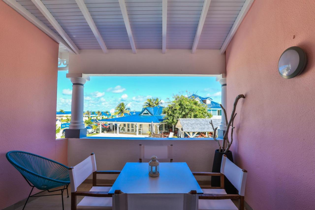 Stunning New Apartment With View Of Orient Bay Quarter of Orleans Buitenkant foto